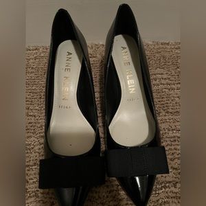 Anne Klein Flex heels. Black. 8.5. Excellent condition